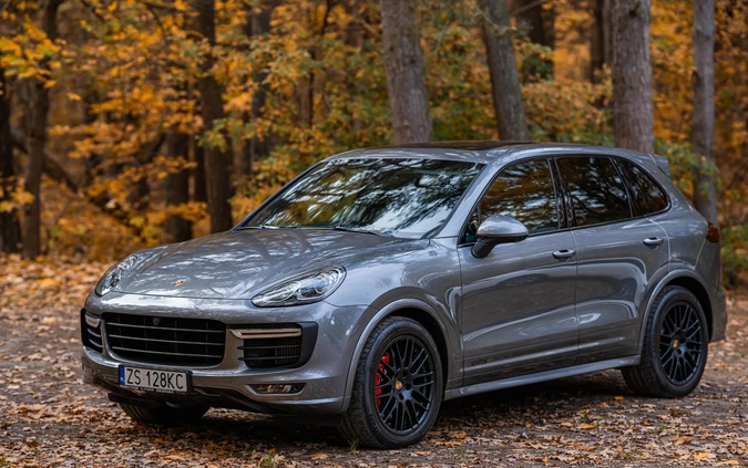 Porsche Cayenne cena 199900 przebieg: 126000, rok produkcji 2015 z Szczecin małe 497